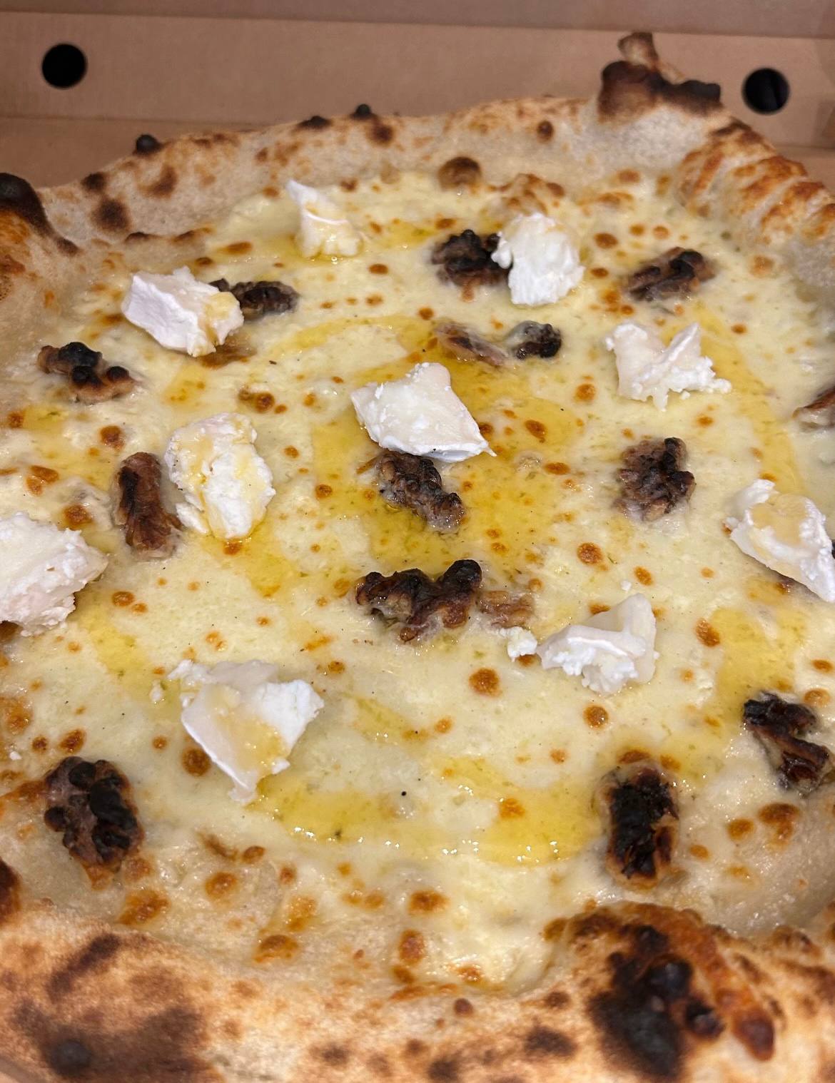 La Chèvre Miel Noix, pizza artisanale La Casa Nonna